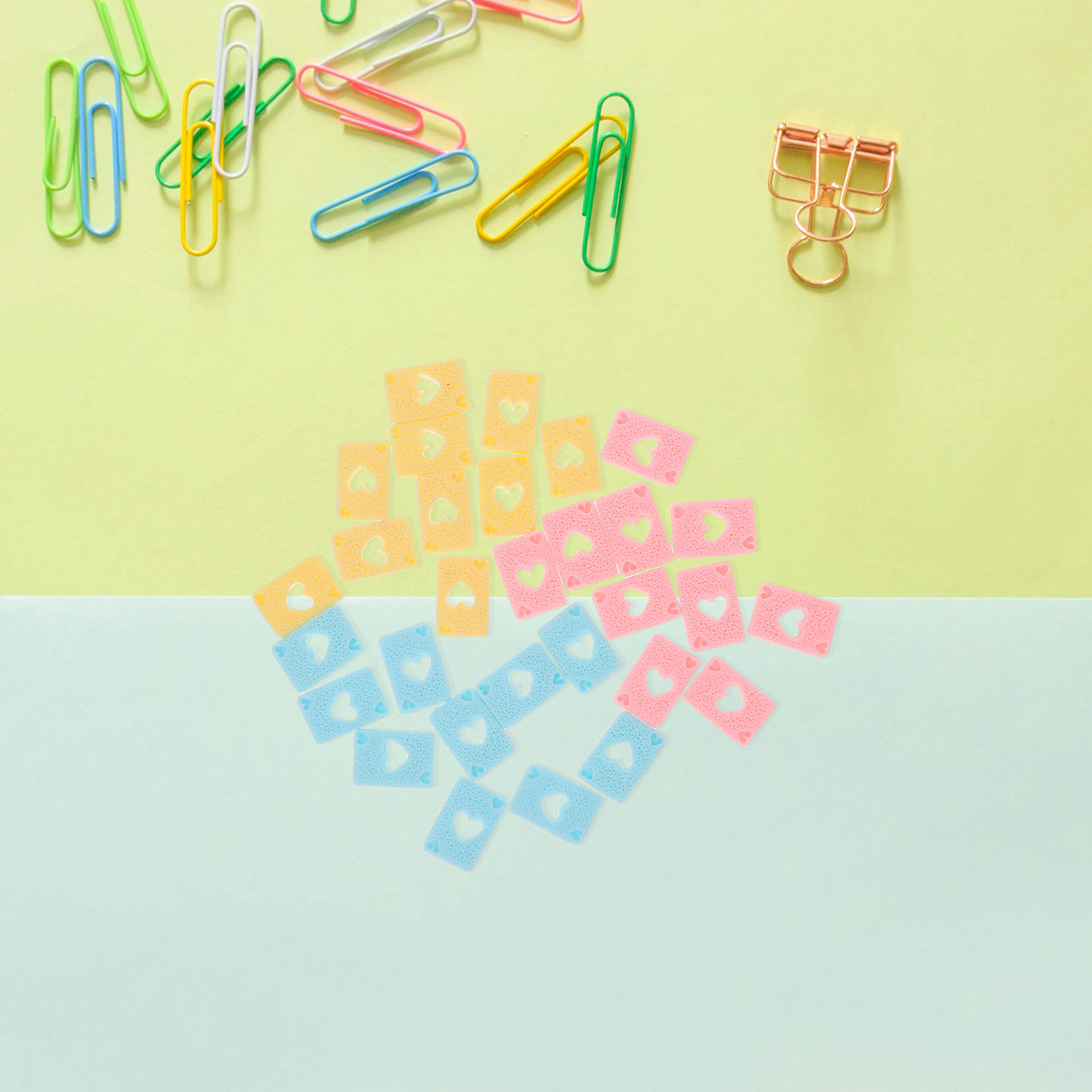 30 pezzi di ciondoli in resina - Craft Embellishments recensione e prezzo