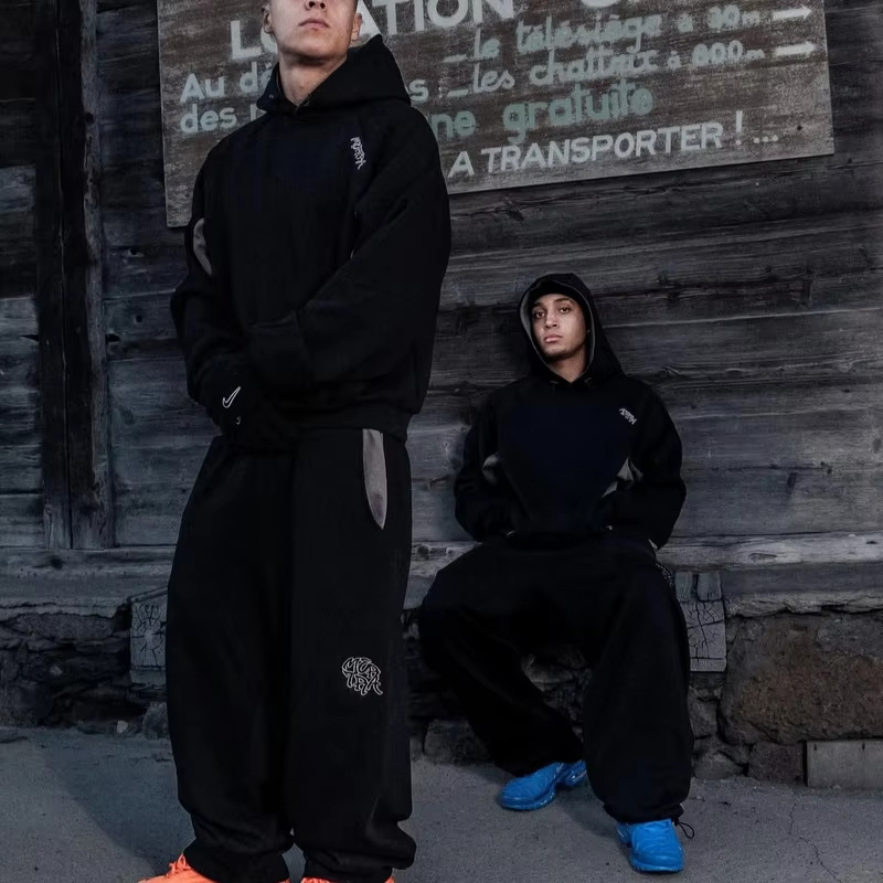 Completo Sportivo da Uomo Autu - Embellish Knit recensione e prezzo
